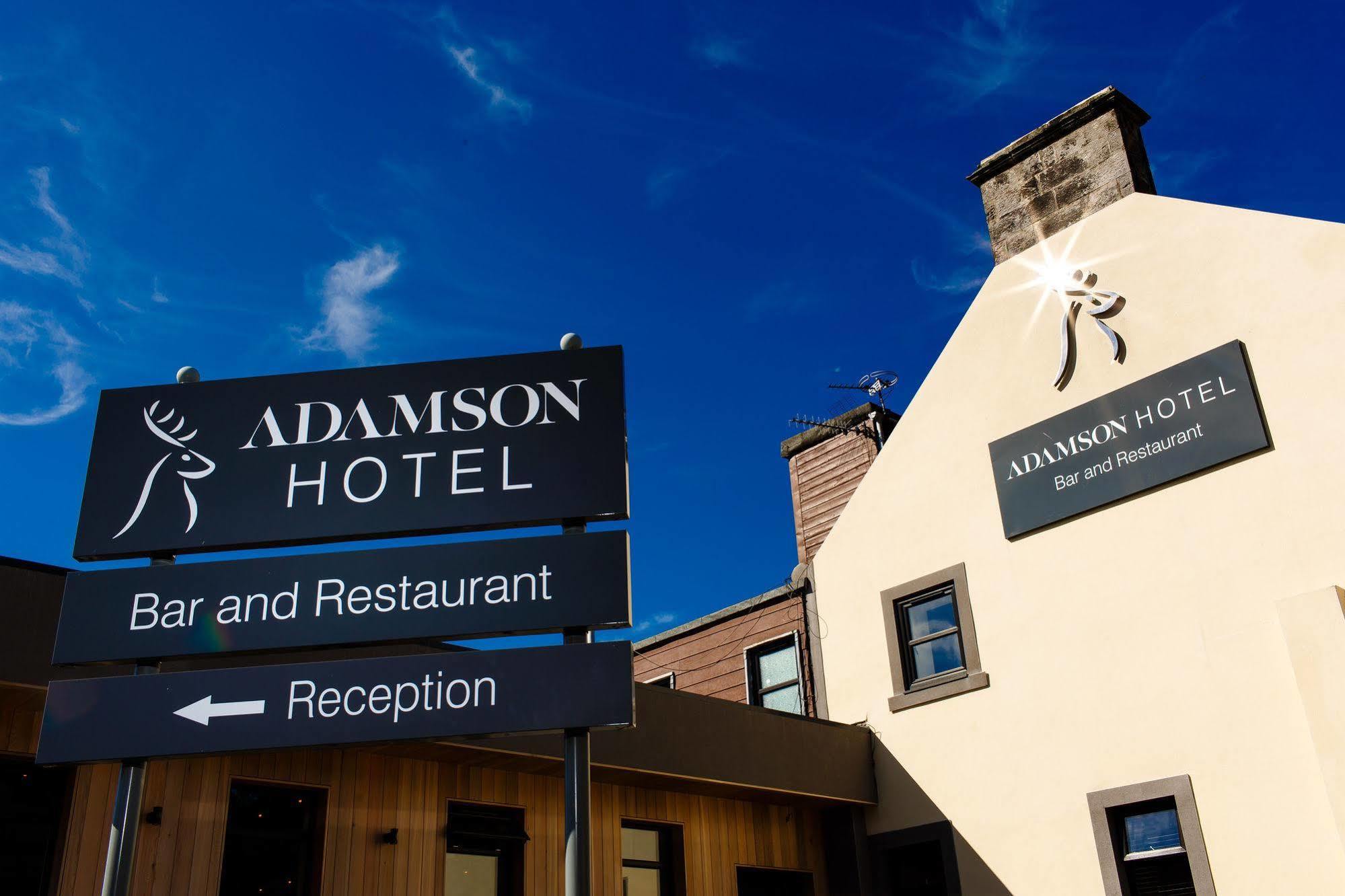 Adamson Hotel Dunfermline Esterno foto